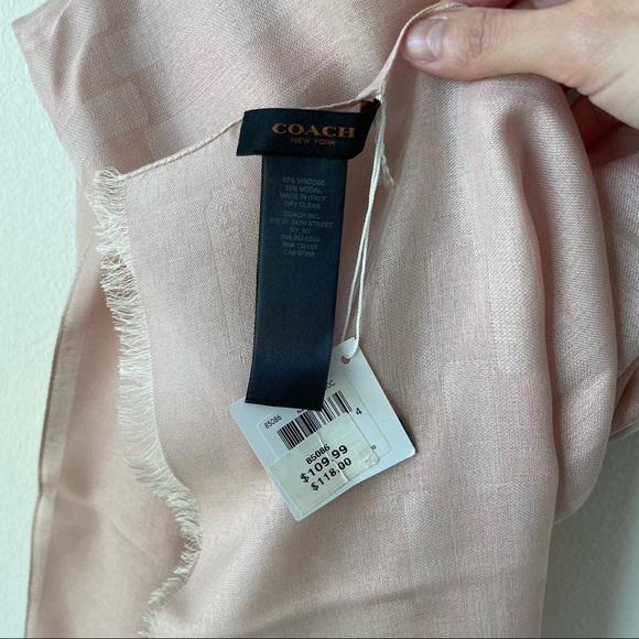 coach • classic scarf - Picture 6 of 6